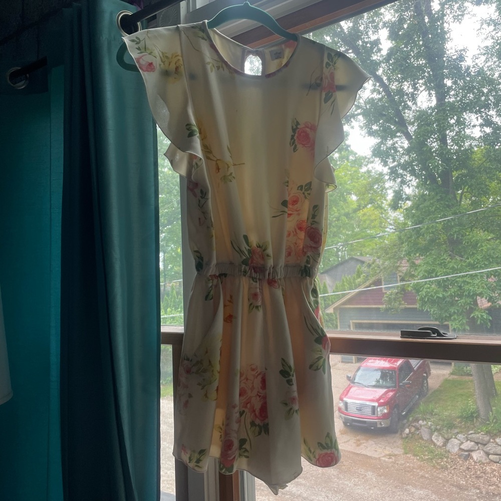 Aritzia XXS floral romper